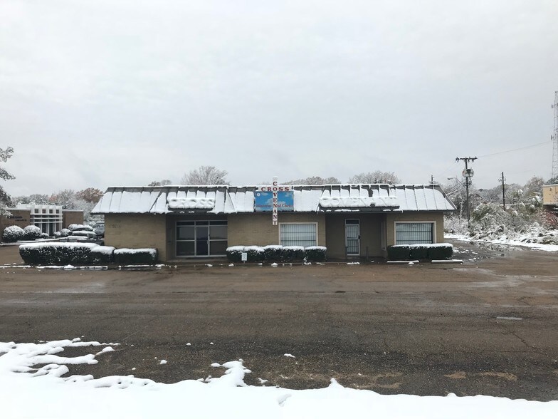 More Photos Of 5339 I-55, Jackson Office For Lease