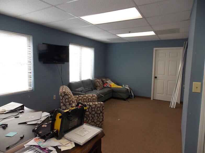 More Photos Of 3190 Industrial Way, Snellville Light Manufacturing For Sale