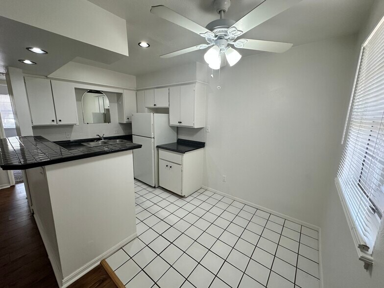 More Photos Of 700-710 NW 17th St, Oklahoma City Apartments For Sale