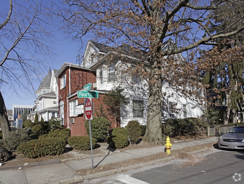 More Photos Of 1845 Summer St, Stamford Office Residential For Sale