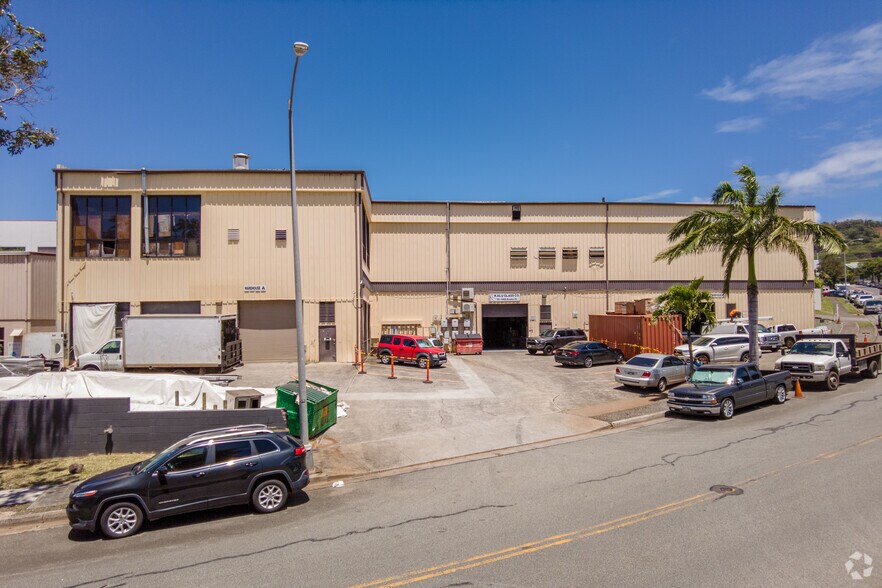 More Photos Of 99-1405 Koaha Pl, Aiea Warehouse For Lease