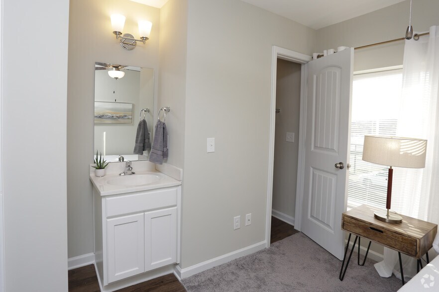 More Photos Of 1980 W Main St, Central Apartments For Sale