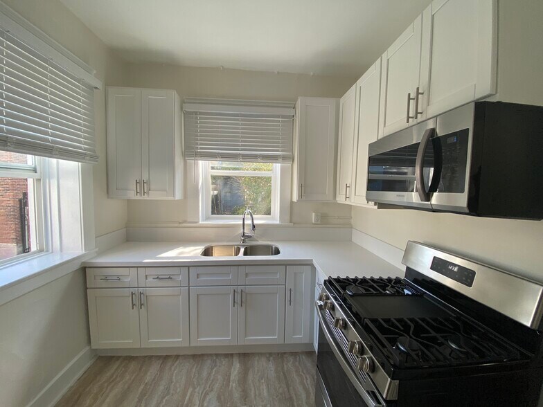 More Photos Of 722 Hartford Ave, Los Angeles Apartments For Sale