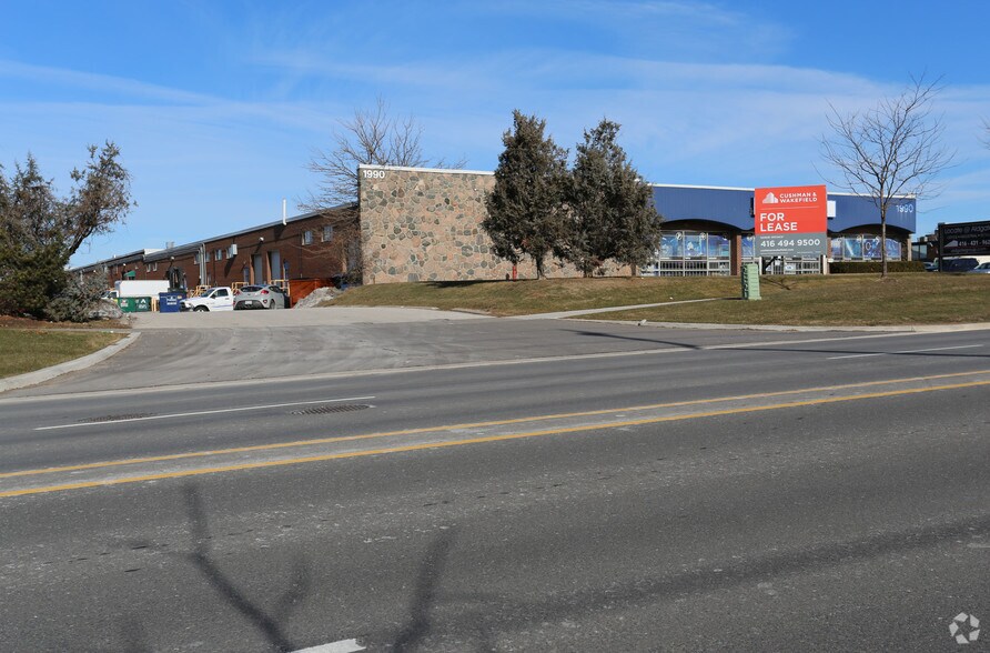 More Photos Of 1970 Ellesmere Rd, Toronto Manufacturing For Lease