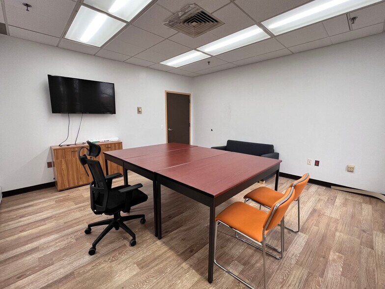 More Photos Of 27 Bleeker St, Millburn Office For Lease