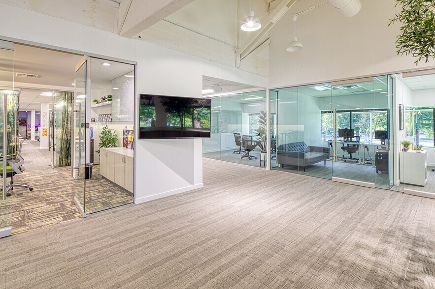 More Photos Of 3900 Lennane Dr, Sacramento Office For Sale