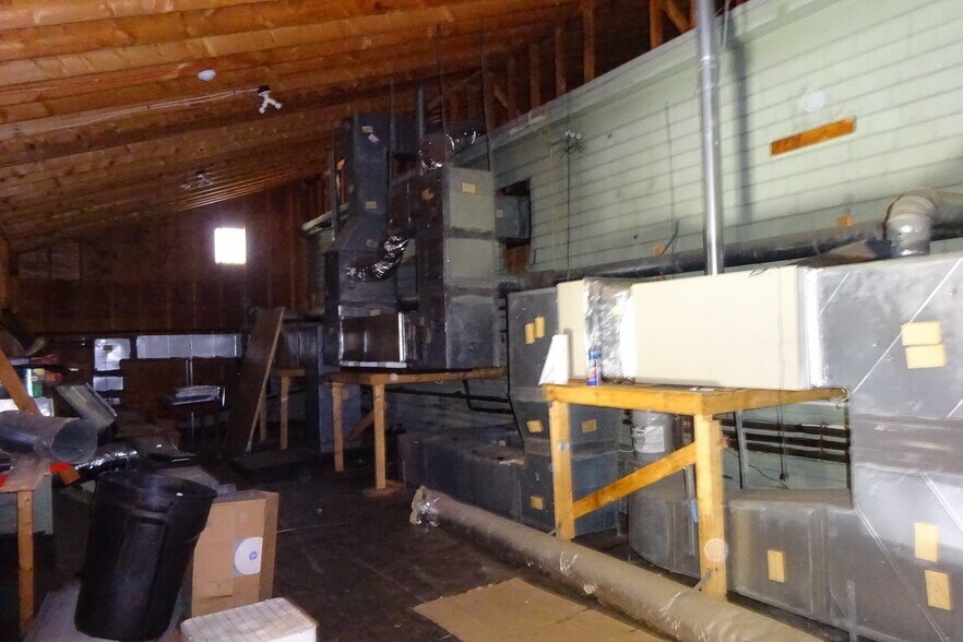 More Photos Of 484 Burncoat St, Worcester Apartments For Sale