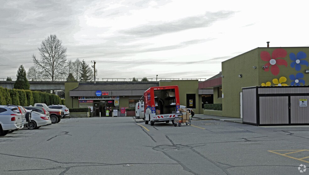 More Photos Of 2840 Bainbridge Ave, Burnaby General Retail For Lease