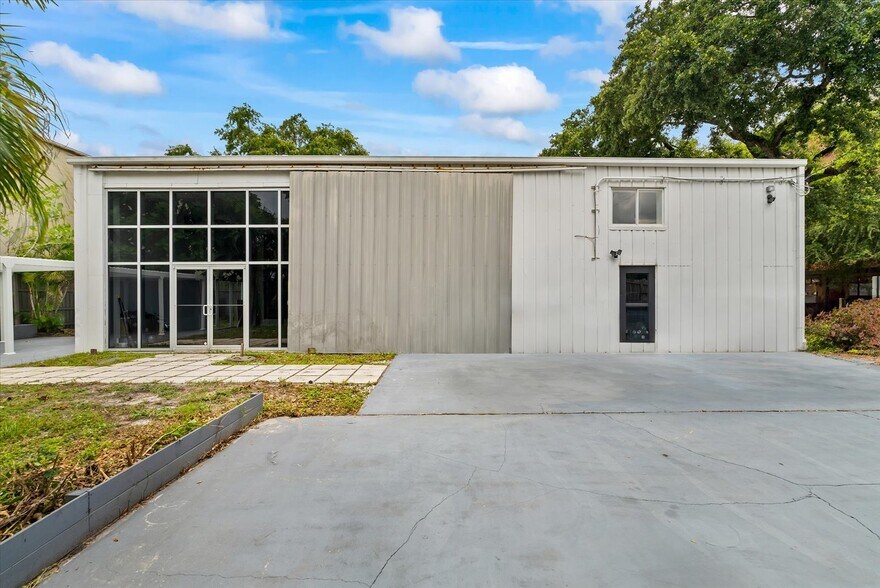 More Photos Of 1517 E 5th Ave, Tampa Office For Sale