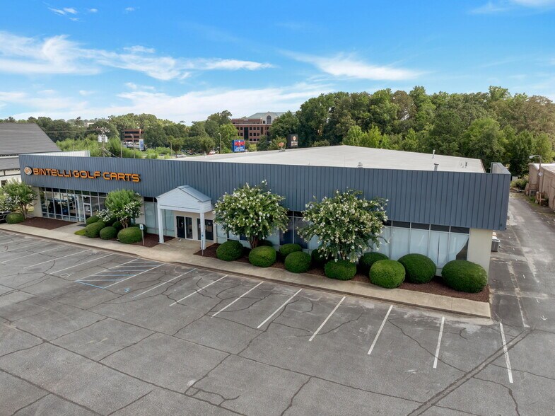 More Photos Of 627 Congaree Rd, Greenville Freestanding For Sale