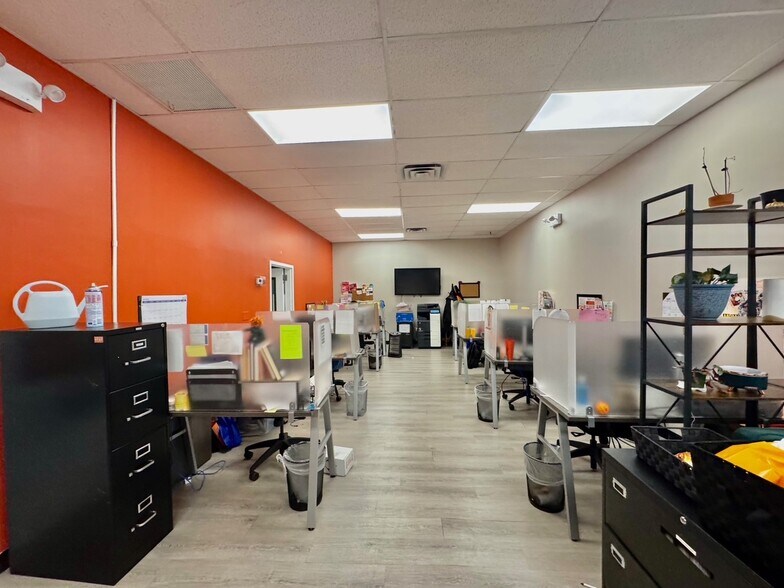 More Photos Of 1027 Beach 20th St, Far Rockaway General Retail For Sale