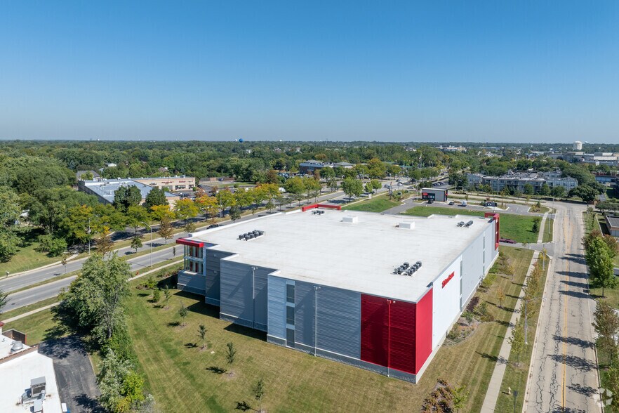 More Photos Of 529 Boughton rd, Bolingbrook General Retail For Lease