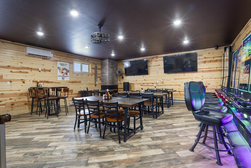 More Photos Of 220 Main St, Butte Restaurant For Sale