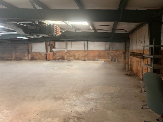 More Photos Of 1699 Highway 31 SW, Hartselle Warehouse For Lease