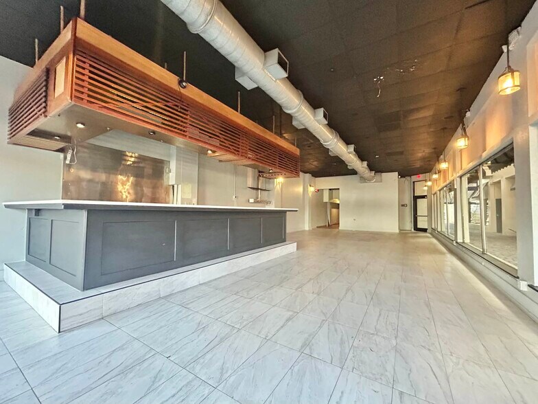 Primary Photo Of 901-903 E New Haven Ave, Melbourne Storefront Retail Office For Lease