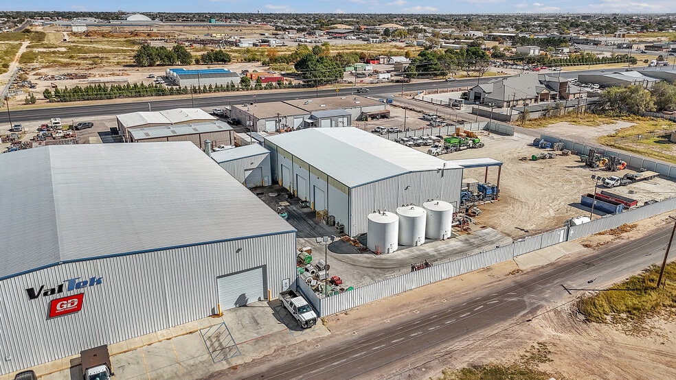 More Photos Of 2010/2015 44th St, Odessa Industrial For Sale