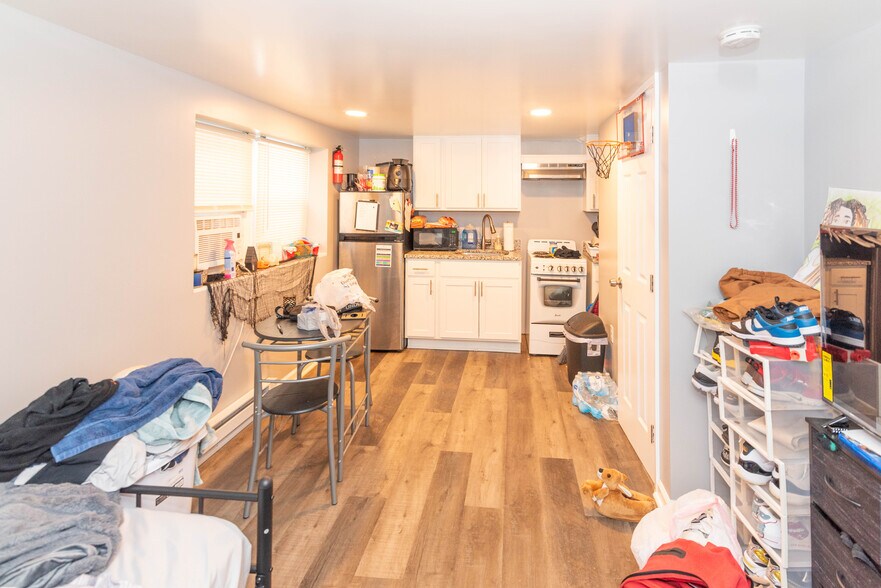 More Photos Of 4008 Primrose Ave, Baltimore Apartments For Sale