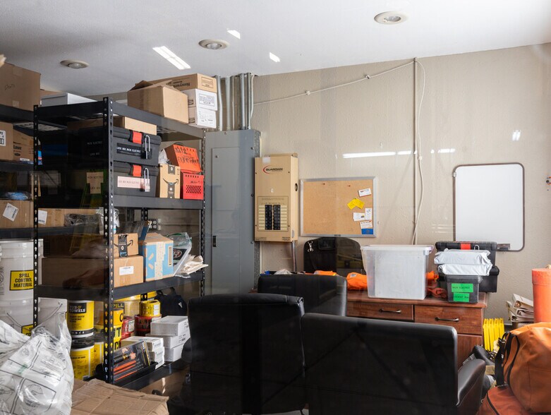 More Photos Of 1115 N Erie Ave, Pueblo Warehouse For Sale