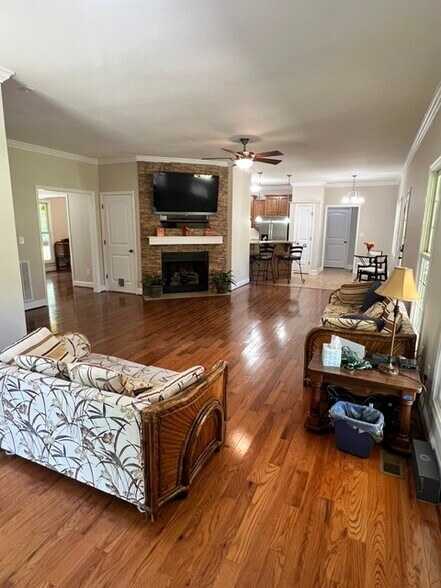 More Photos Of 229 Earlie Oneal Rd, Cropwell Industrial For Sale