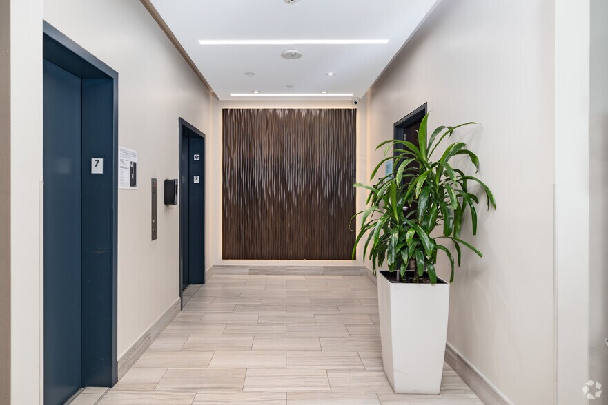 More Photos Of 6404 Wilshire Blvd, Los Angeles Medical For Lease