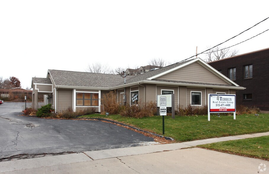 Primary Photo Of 3714 Ingersoll Ave, Des Moines Office For Lease