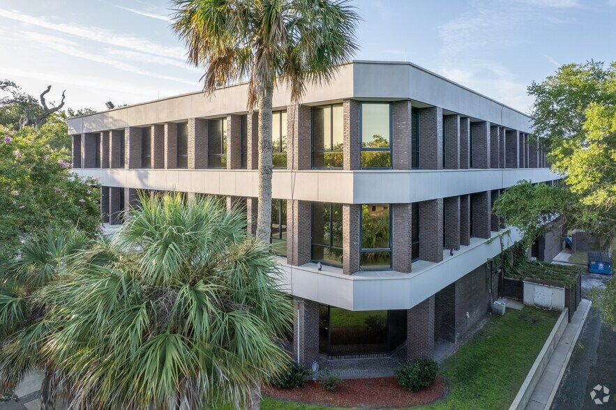 More Photos Of 644 Cesery Blvd, Jacksonville Medical For Lease