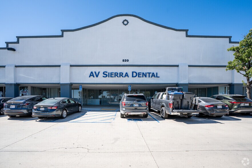 More Photos Of 520-540 W Palmdale Blvd, Palmdale Storefront For Lease