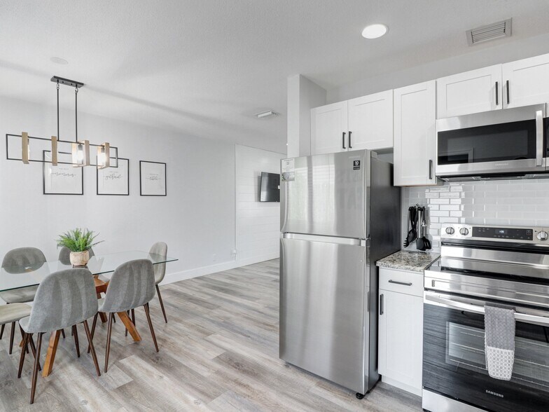 More Photos Of 1705-1709 NE 3rd Ave, Delray Beach Apartments For Sale