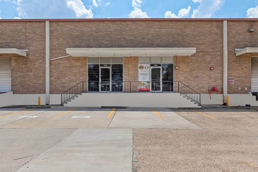 More Photos Of 2301-2399 Minimax Dr, Houston Warehouse For Lease