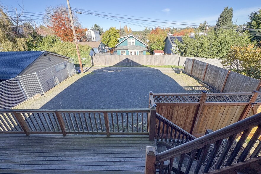 More Photos Of 338 NW 85th St, Seattle Office For Sale