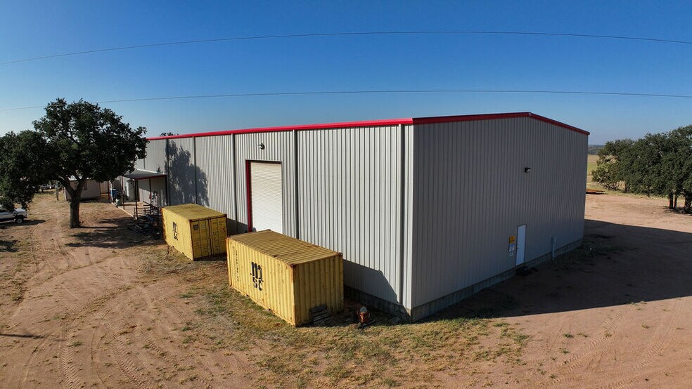 More Photos Of 10961 E Ranch Road 1222, Fredonia Manufacturing For Lease