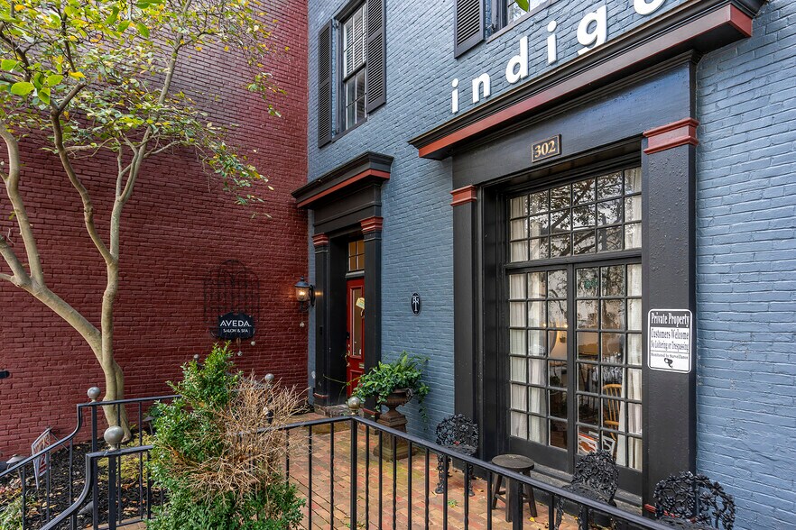 More Photos Of 302 W High St, Lexington Office Residential For Sale