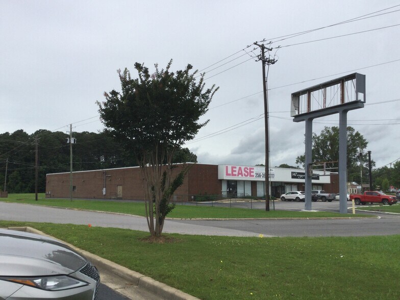 More Photos Of 1019-1021 S 4th St, Gadsden Freestanding For Lease