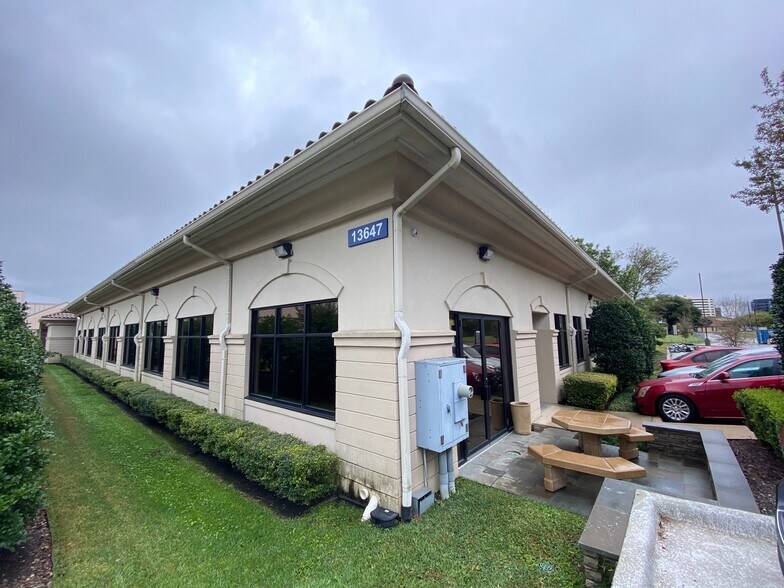 More Photos Of 13647 Montfort Dr, Dallas Office For Lease