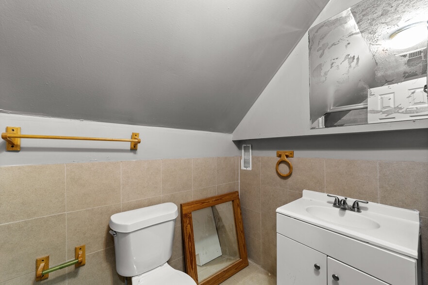 More Photos Of 3334 W 82nd St, Cleveland Apartments For Sale