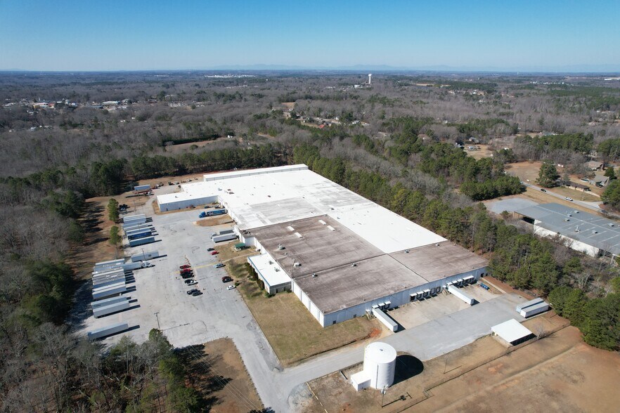More Photos Of 5950 N Main St, Cowpens Manufacturing For Lease