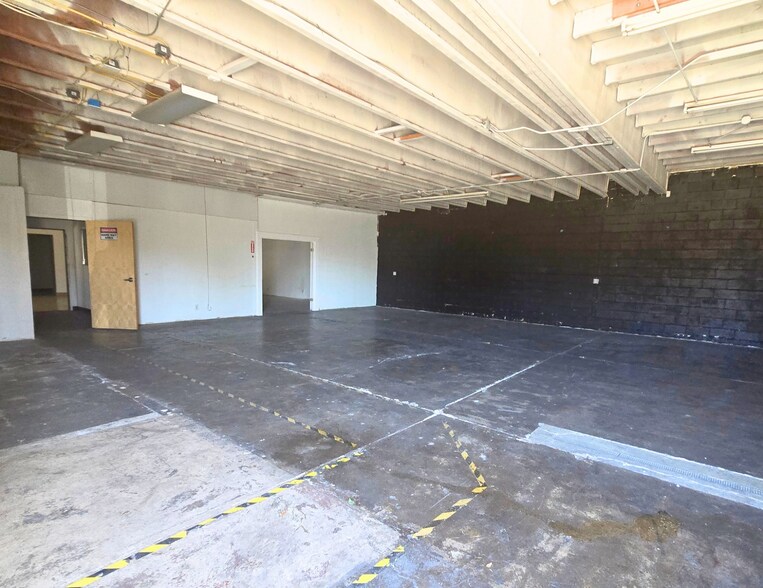 More Photos Of 4095 Deeble St, Sacramento Industrial For Lease