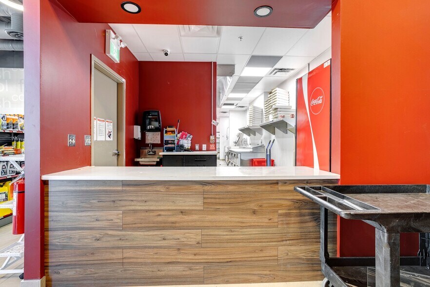 More Photos Of 8091 Kiriak Link SW, Edmonton Unknown For Lease