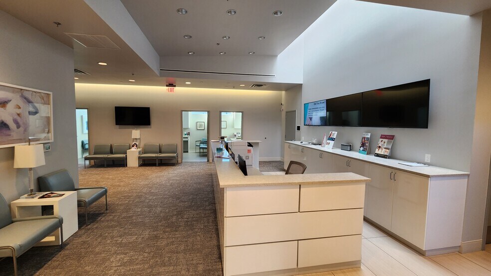 More Photos Of 3311 E 46th St, Tulsa Medical For Sale