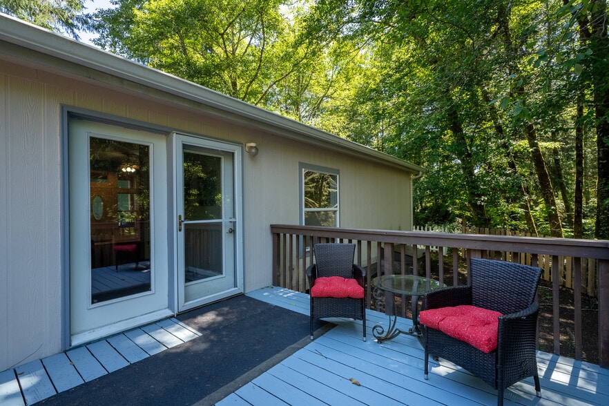 More Photos Of 10425 Neahkahnie Creek Rd, Nehalem Apartments For Sale