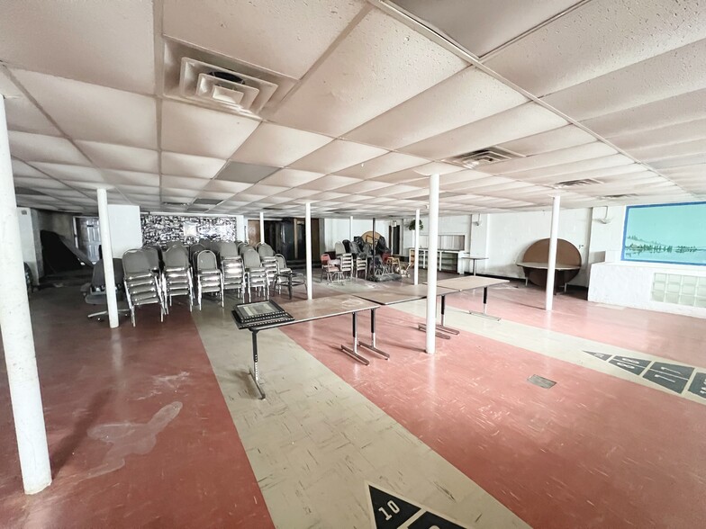 More Photos Of 9500 Stoepel St, Detroit Religious Facility For Sale