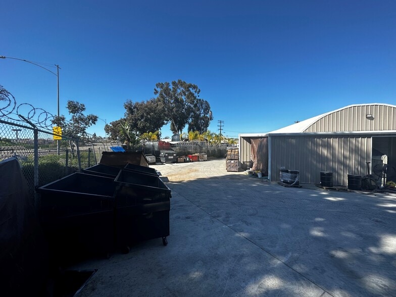 More Photos Of 8181 Center St, La Mesa Service For Lease