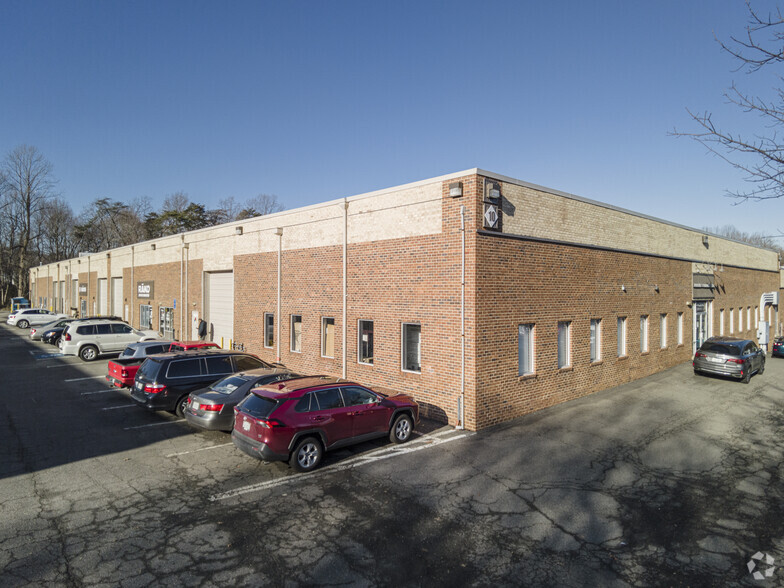 Primary Photo Of 7405-7407 Lockport Pl, Lorton Industrial For Sale