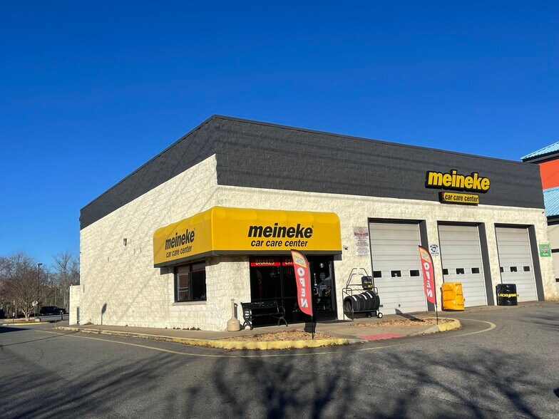 More Photos Of 10046 Jefferson Davis Hwy, Fredericksburg Auto Repair For Sale