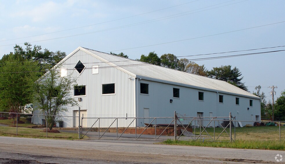 More Photos Of 501 Furman Rd, Greenville Light Manufacturing For Sale