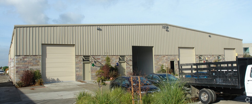 More Photos Of 2258 Central St, Richmond Warehouse For Lease