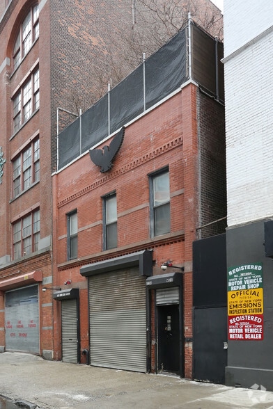 More Photos Of , New York Unknown For Sale