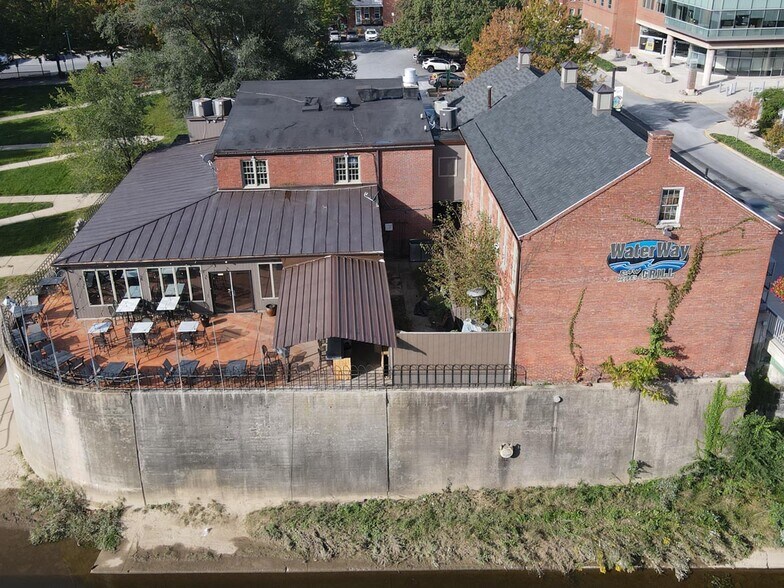 More Photos Of 220 W Philadelphia St, York Restaurant For Sale