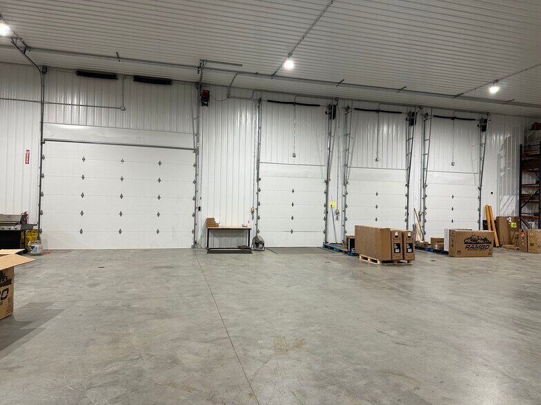 More Photos Of 22844 230th Ave, Centerville Warehouse For Sale