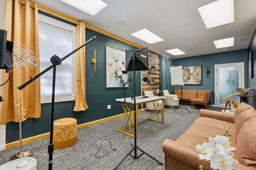 More Photos Of 187-189 N Main St, Milltown Medical For Sale